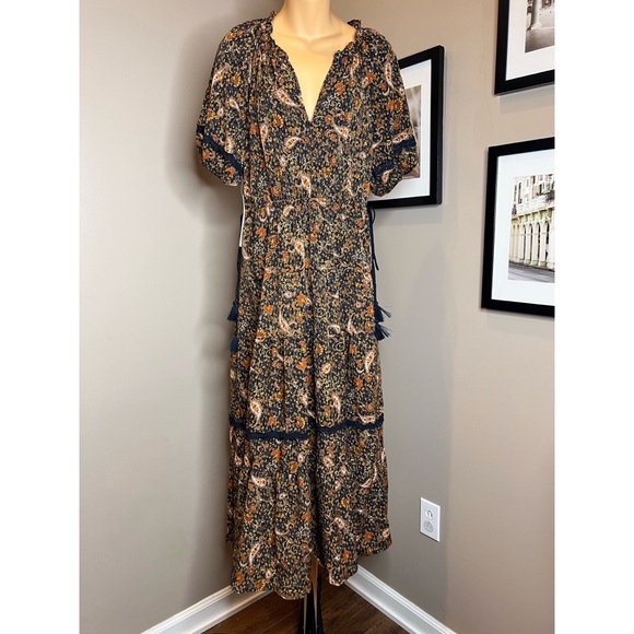 Anthropologie Floral Puff-Sleeved Midi Dress - Picture 5 of 9